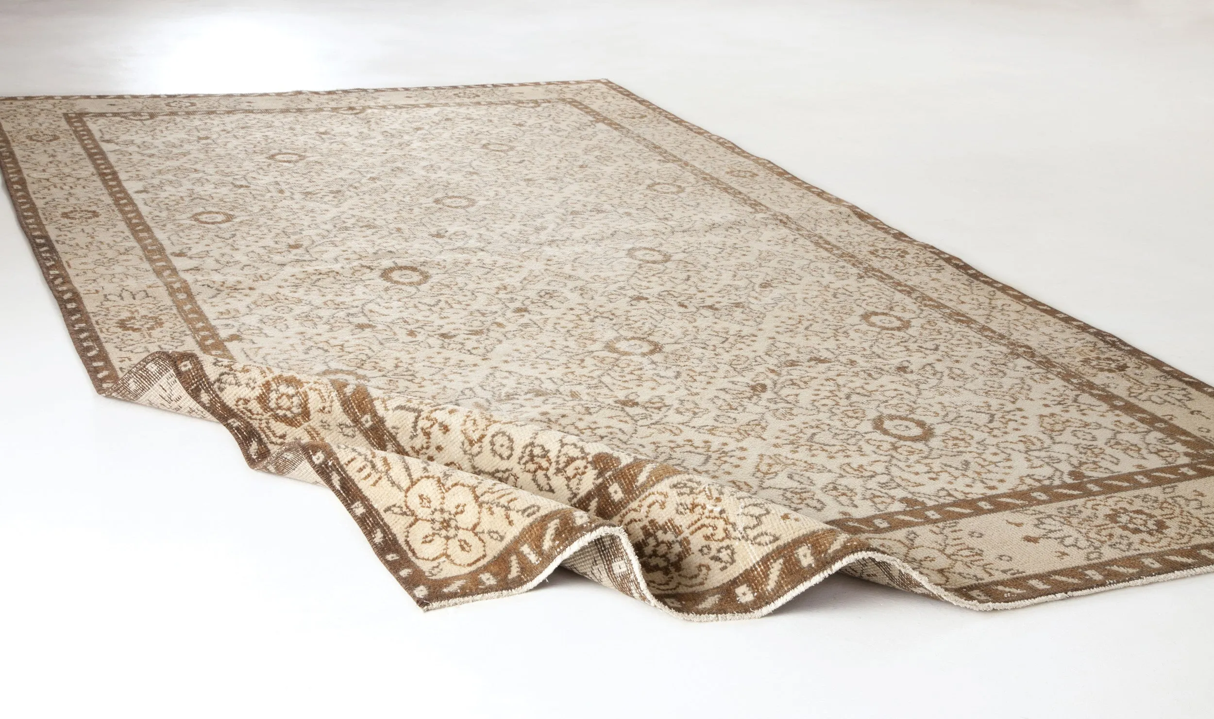 Retro Design Beige Over Dyed Vintage Rug 4'12'' x 8'6'' ft 152 x 258 cm