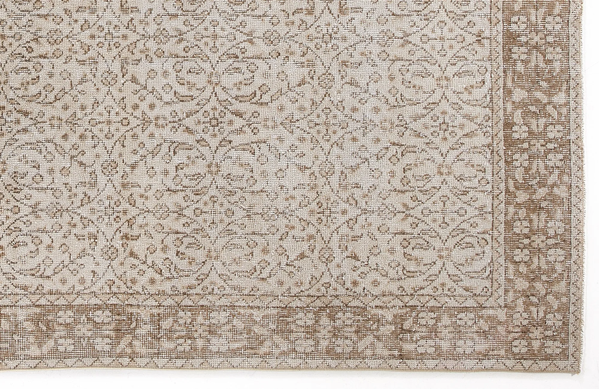 Retro Design Beige Over Dyed Vintage Rug 5'3'' x 8'8'' ft 160 x 264 cm