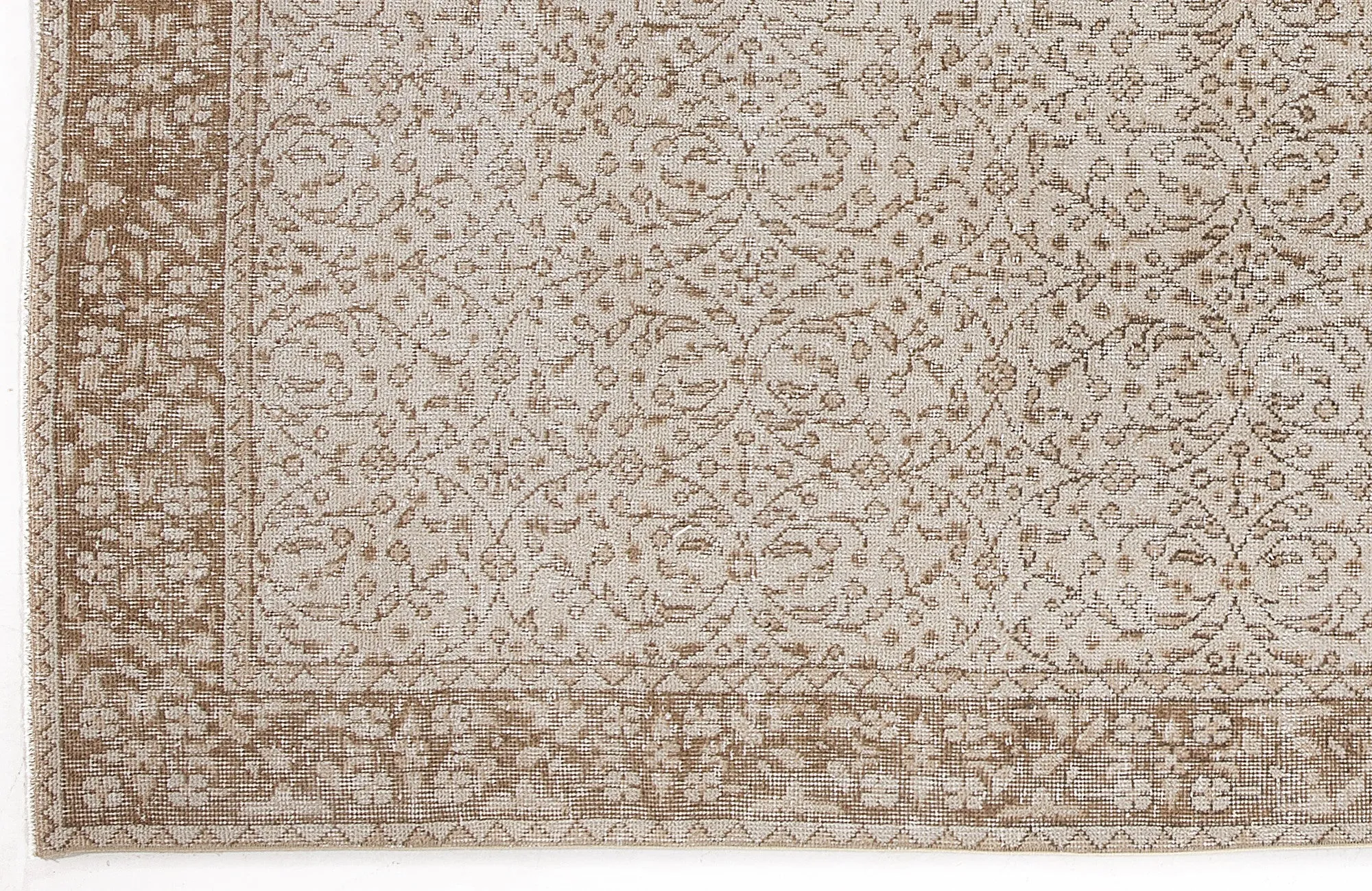 Retro Design Beige Over Dyed Vintage Rug 5'3'' x 8'8'' ft 160 x 264 cm