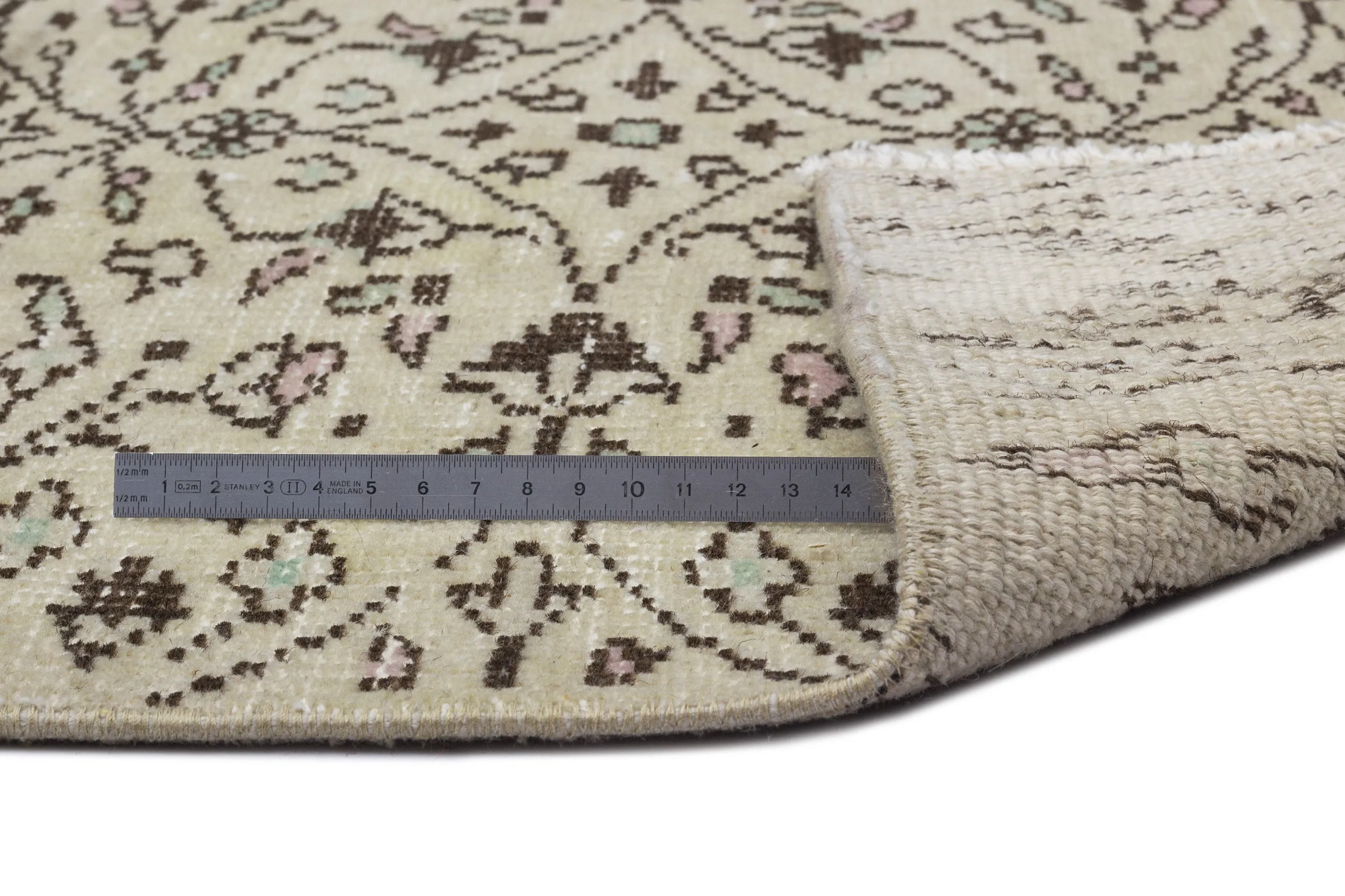 Retro Design Beige Over Dyed Vintage Rug 5'5'' x 8'11'' ft 164 x 272 cm