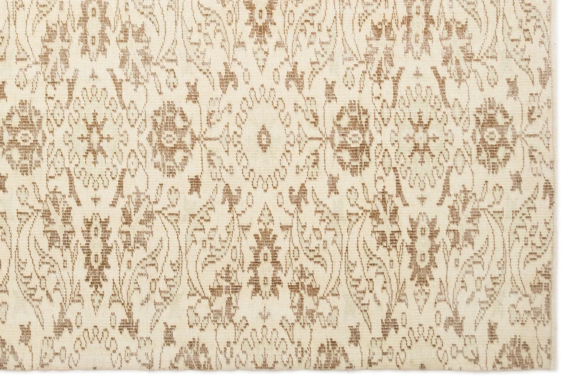 Retro Design Beige Over Dyed Vintage Rug 5'9'' x 8'8'' ft 174 x 263 cm