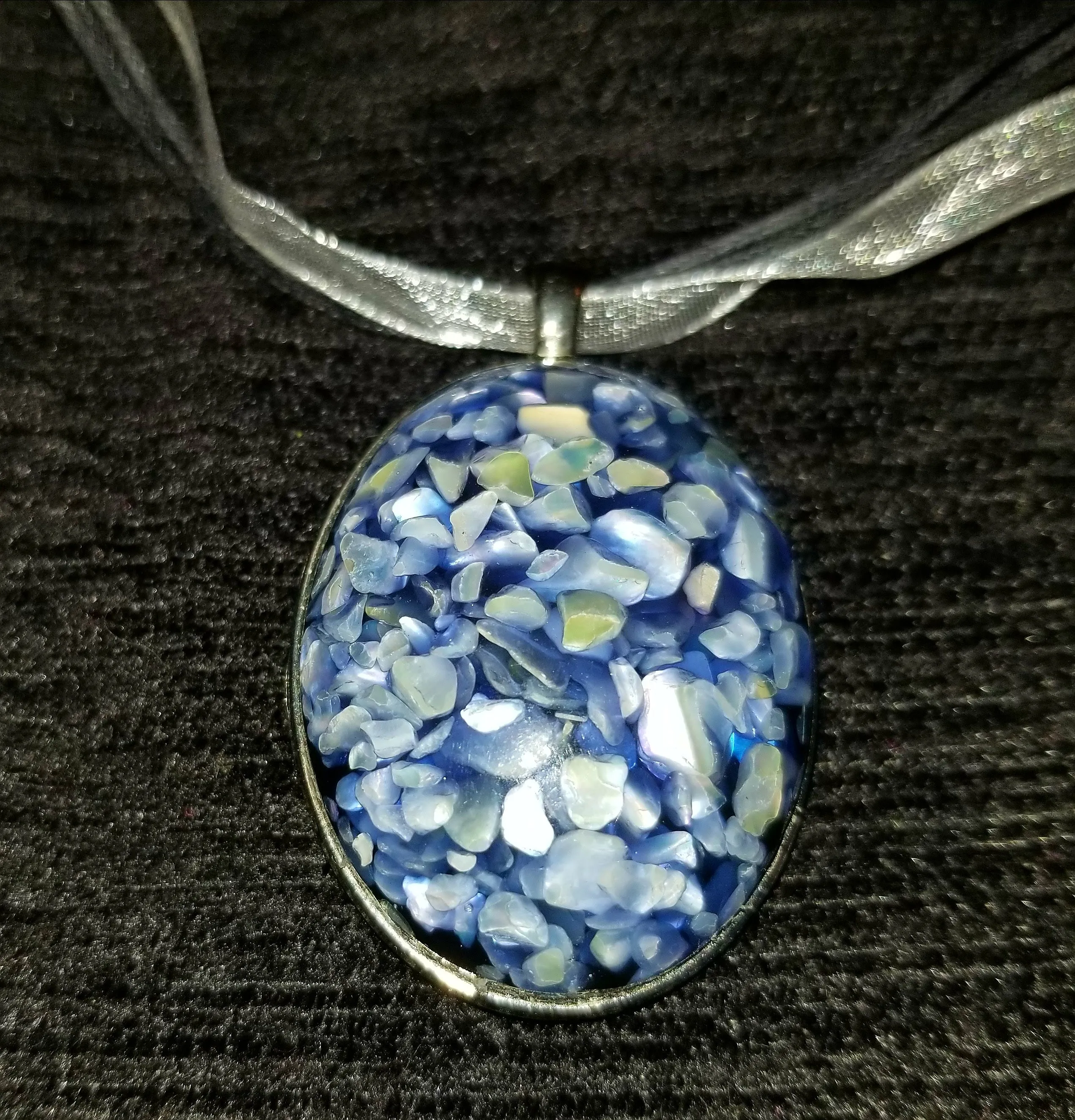 Retro Shell Inlay Necklace