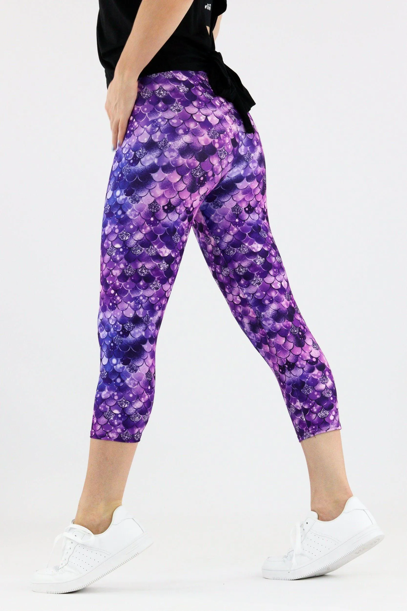Royal Mermaid - Casual Capri Leggings