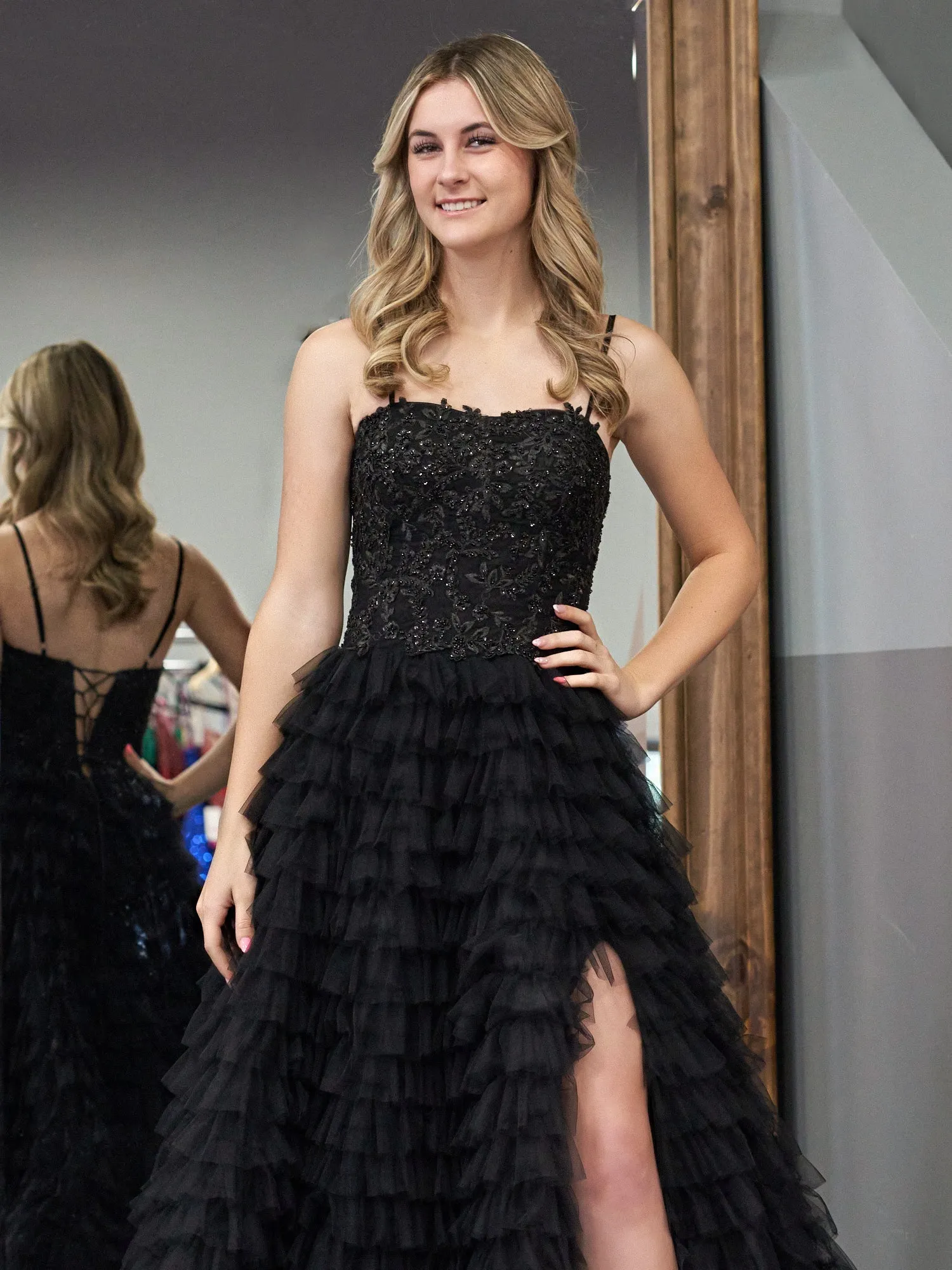 Roycebridal Jordan | Black A-Line Tiered Sequins Tulle Long Prom Dress