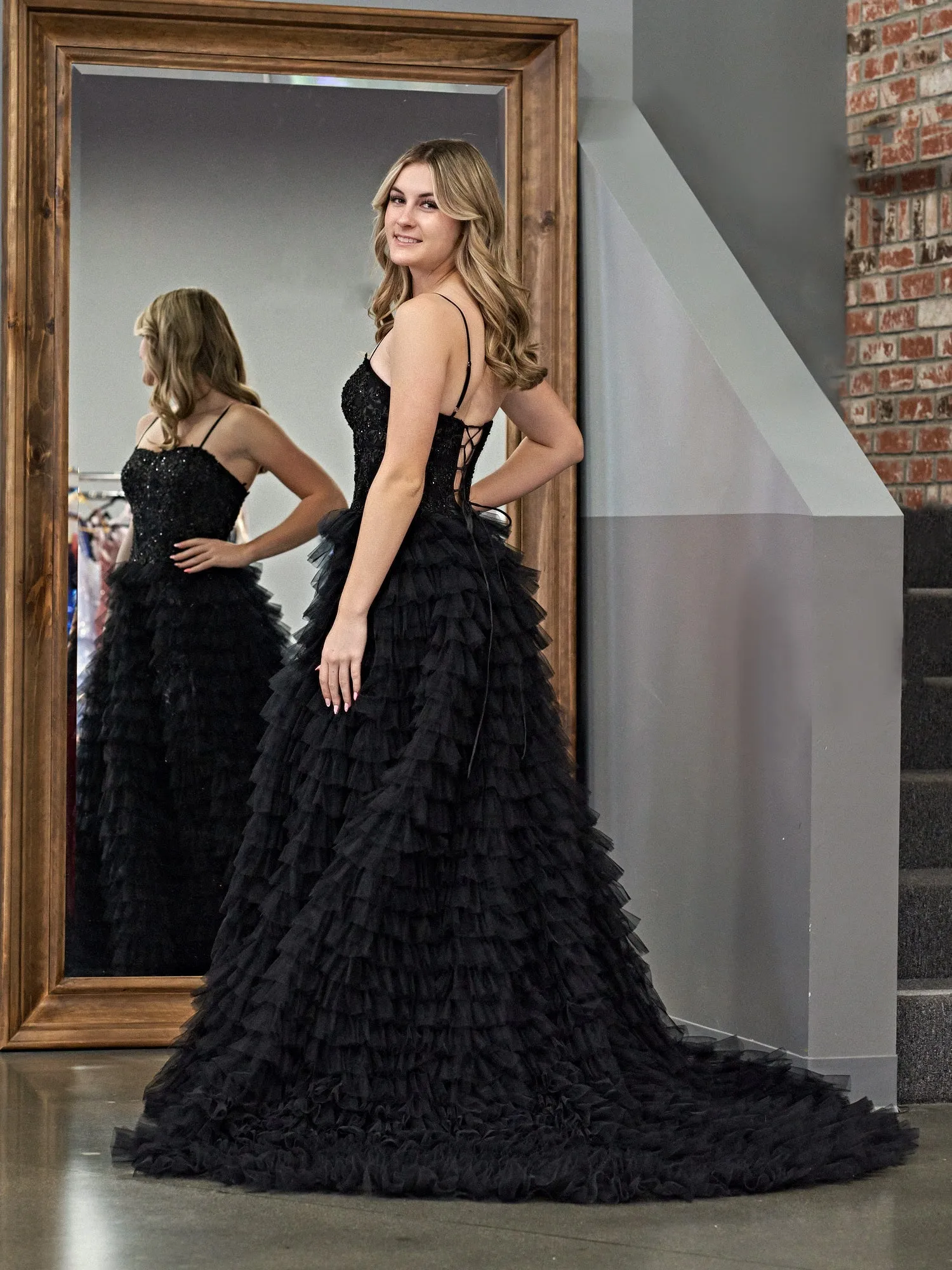 Roycebridal Jordan | Black A-Line Tiered Sequins Tulle Long Prom Dress