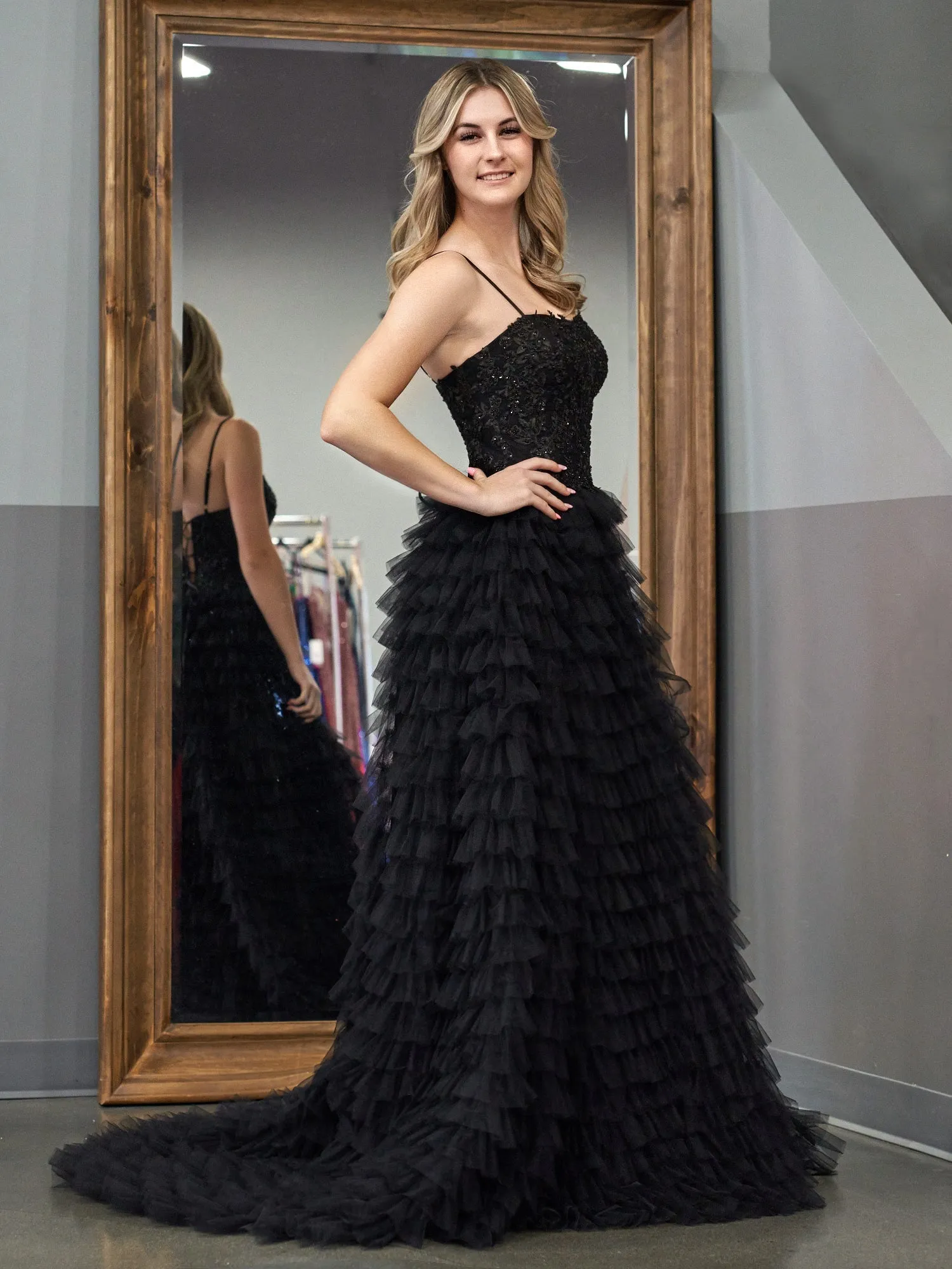 Roycebridal Jordan | Black A-Line Tiered Sequins Tulle Long Prom Dress