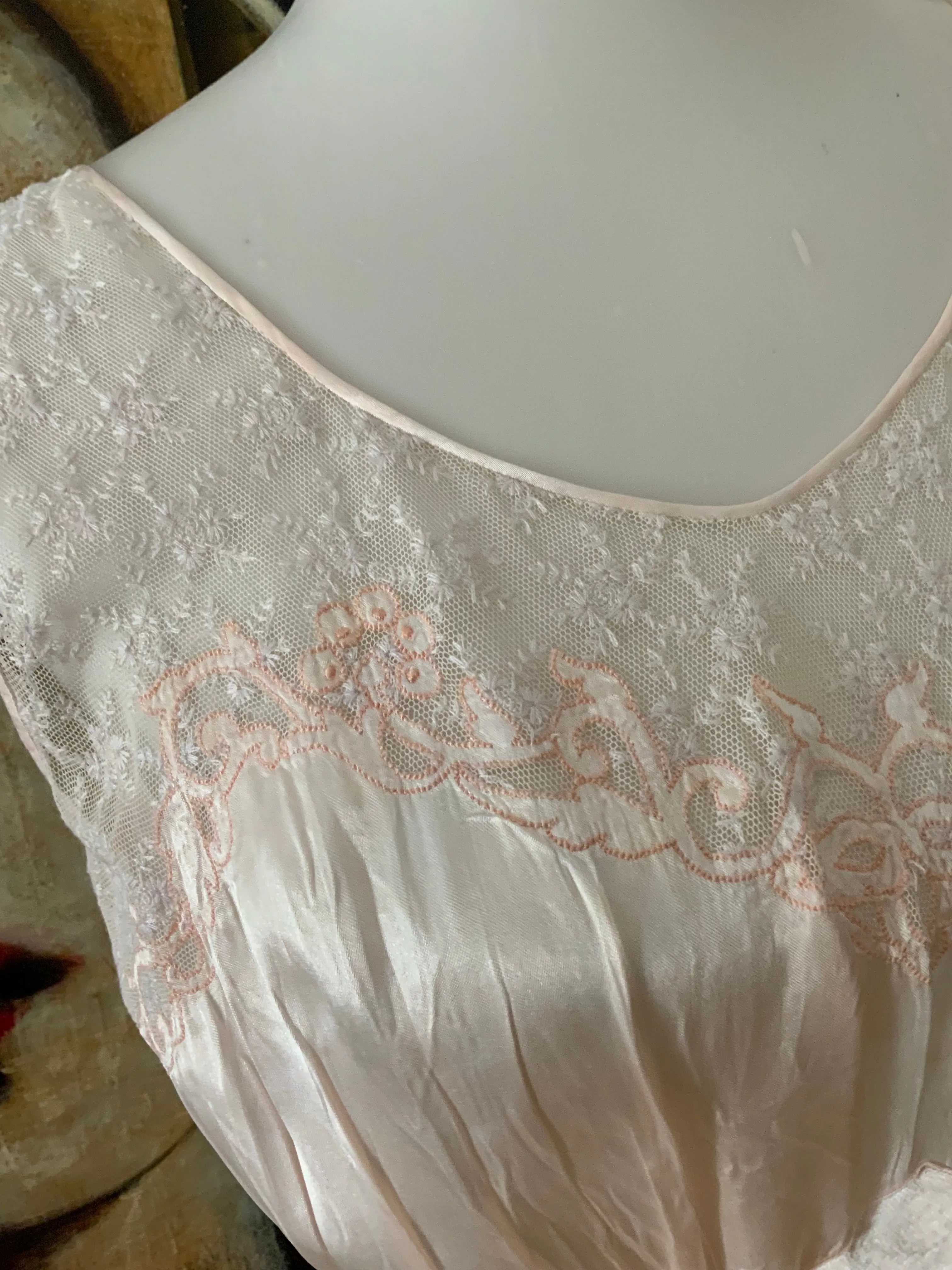 Satin Nightgown Light Pink - 40s - 40Z