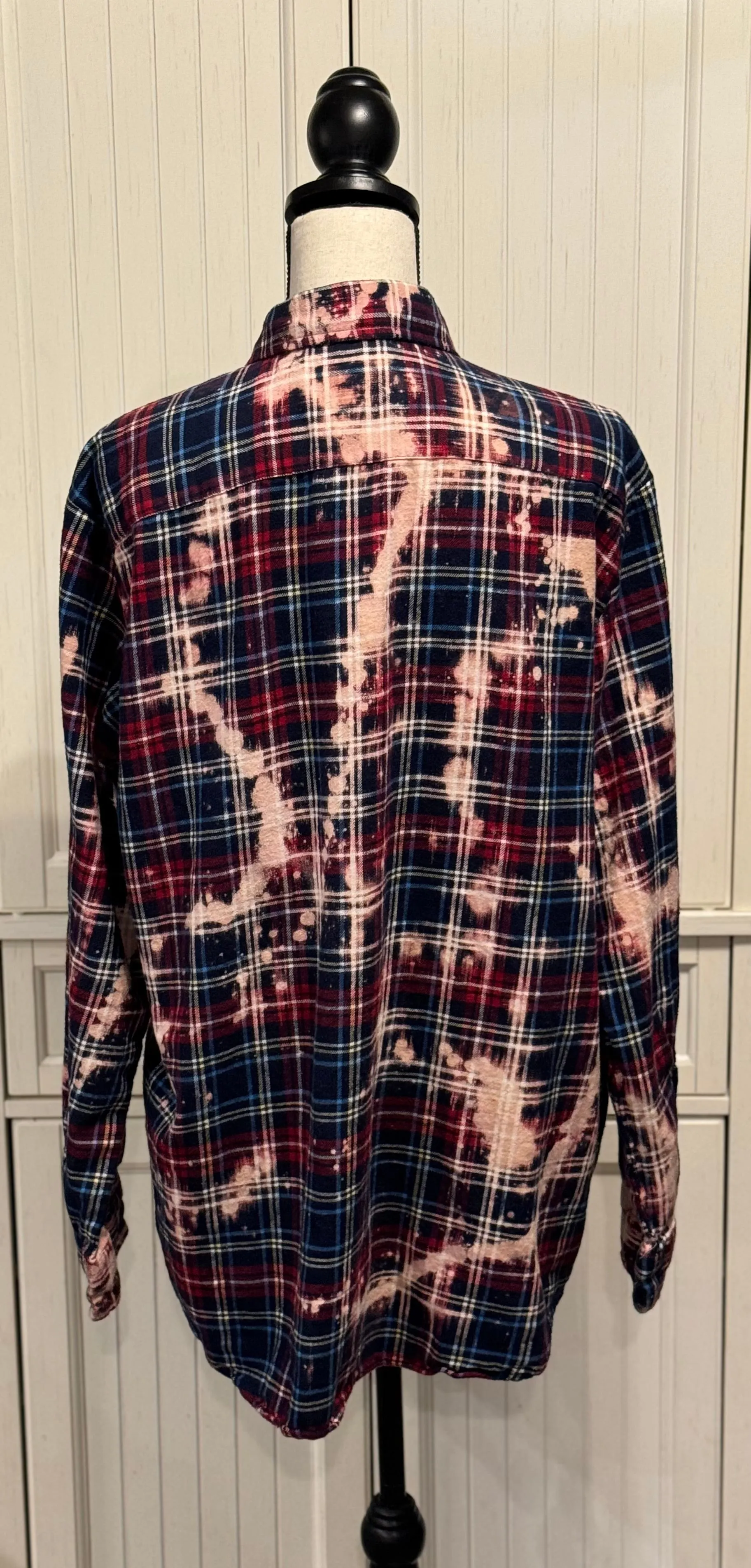 Sierra Distressed Flannel ~ Unisex Size XL