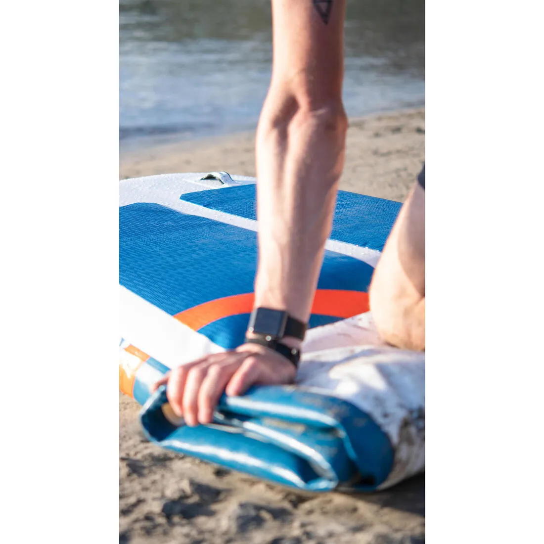 Stand up paddle ultra compact et stable 10 pieds (130 kg max) blanc et bleu