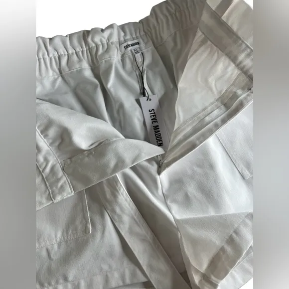 Steve Madden Seaside Cinch Short