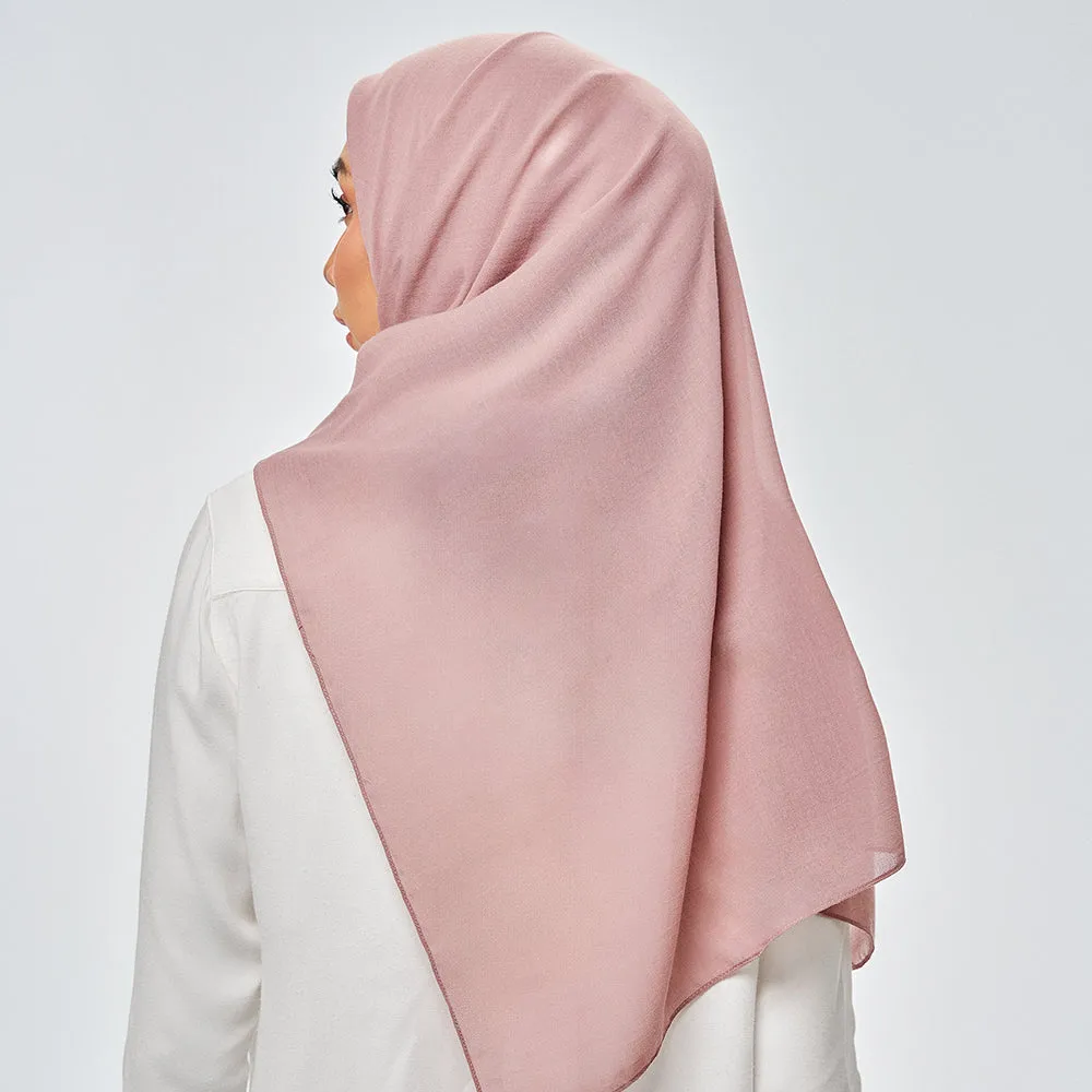 Suri in Dusty Pink