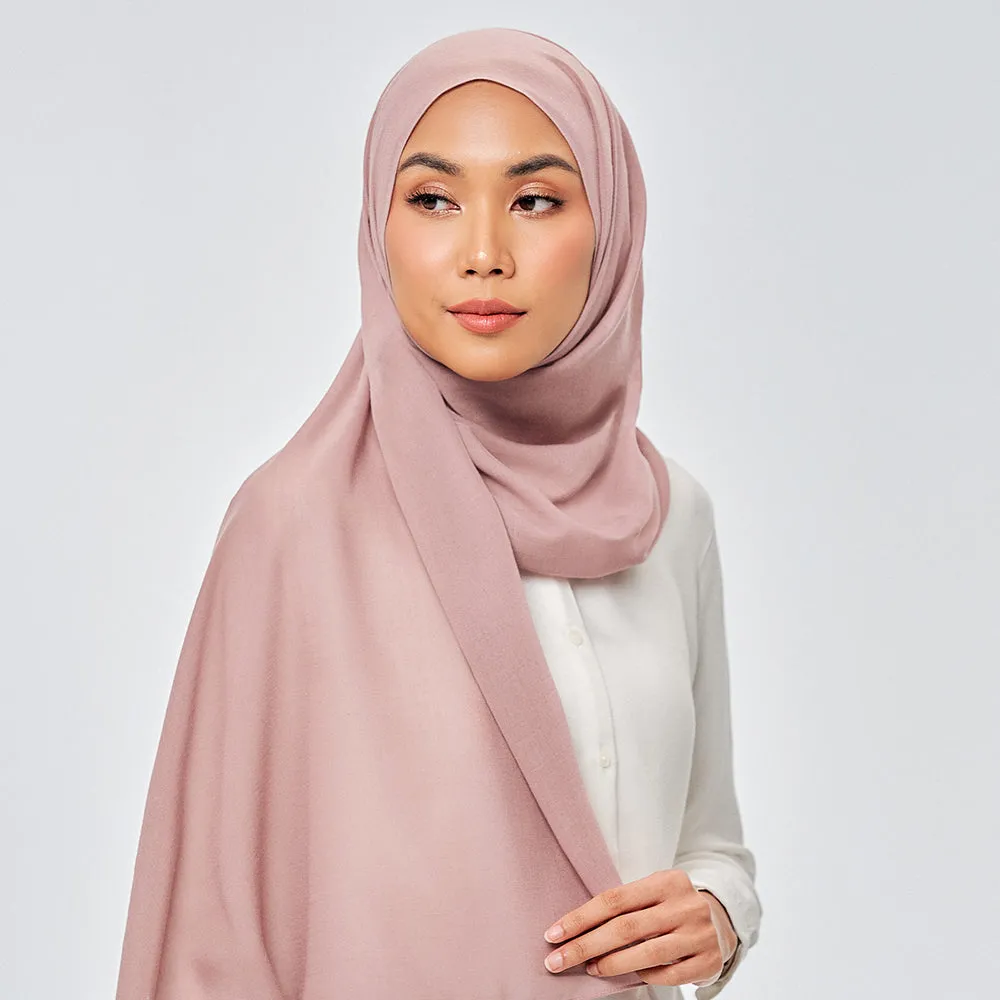 Suri in Dusty Pink
