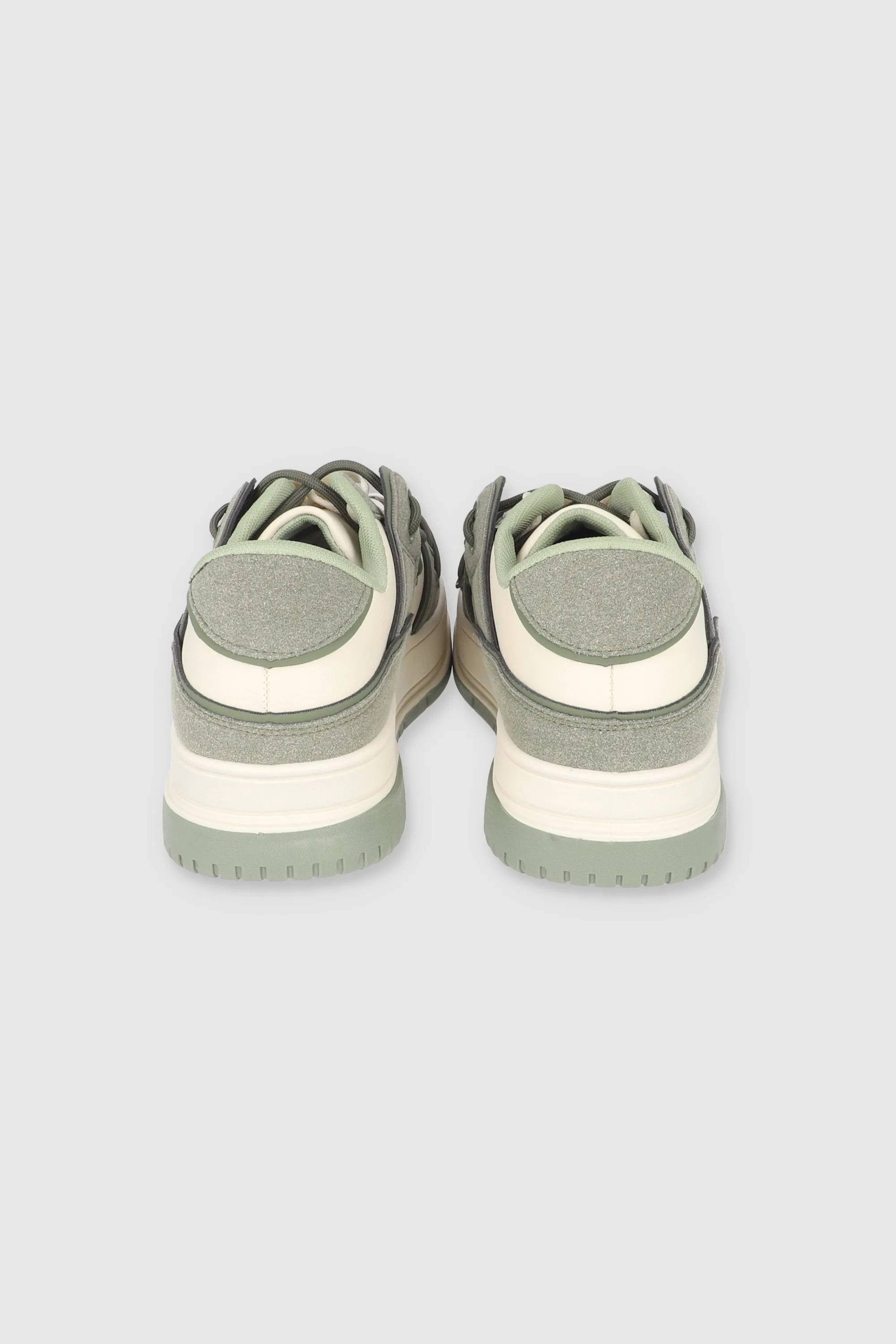 Tenis casual detalle suela