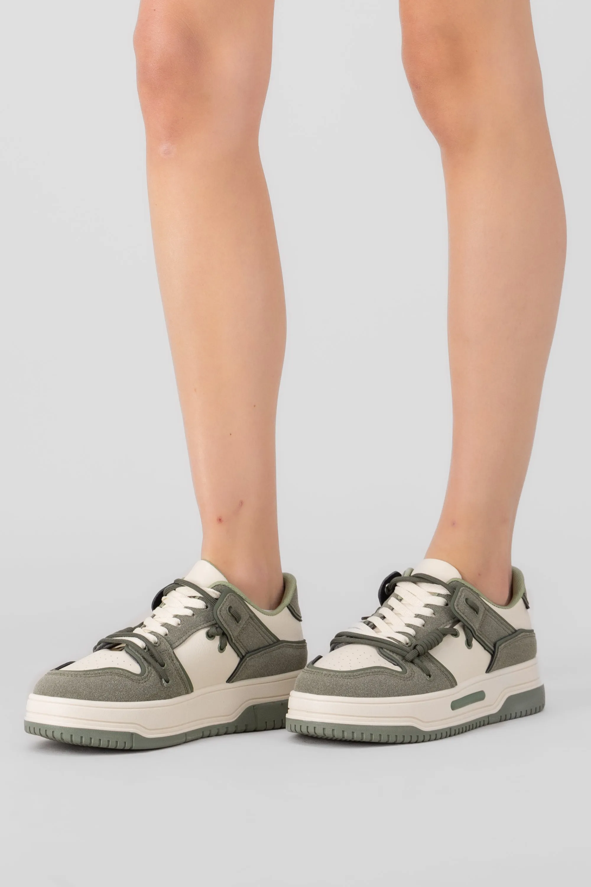 Tenis casual detalle suela