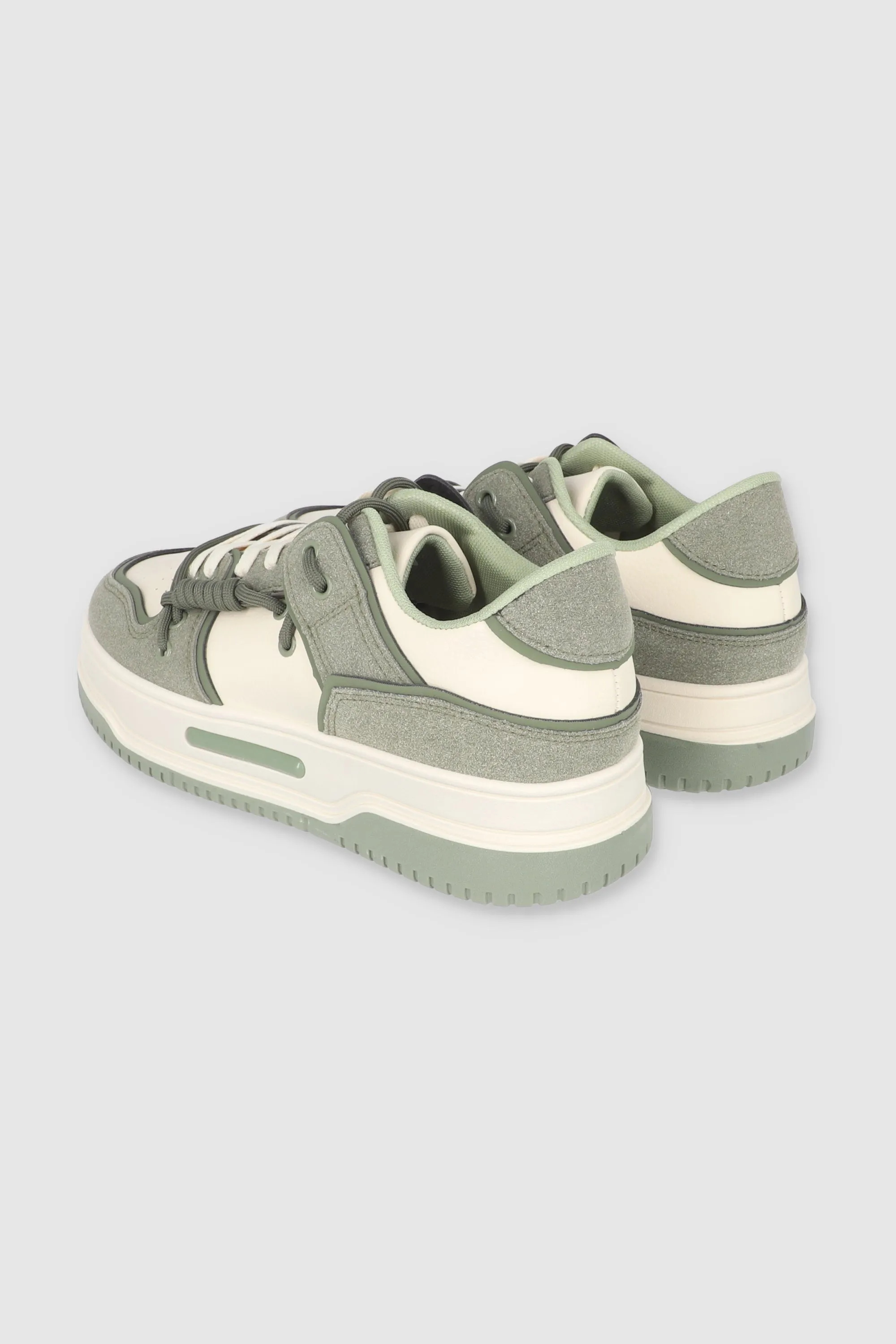 Tenis casual detalle suela