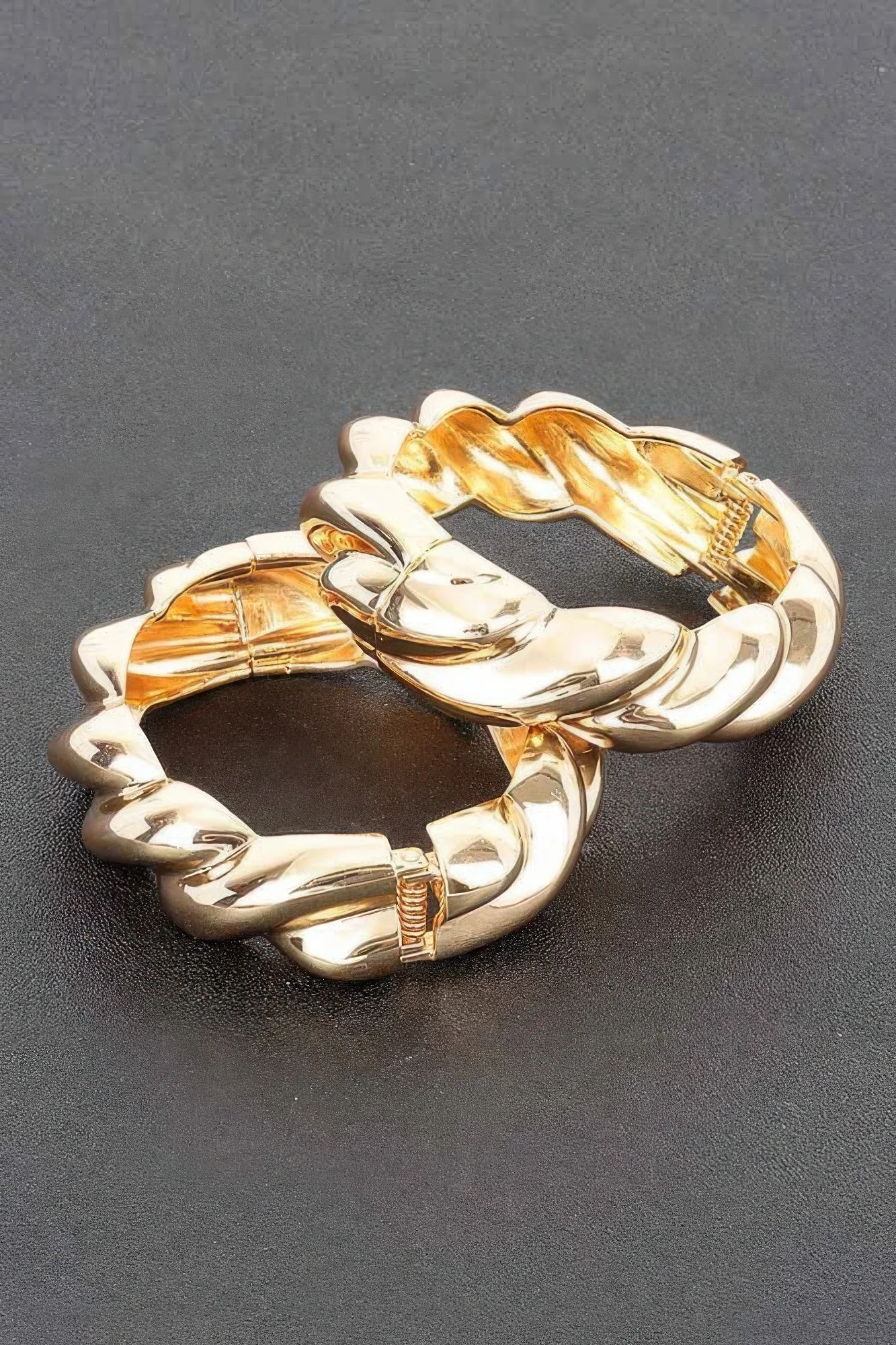 Twist & Shine Bracelet