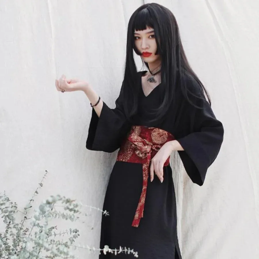 V-neck Cool Slit Kimono Improved Black Dress