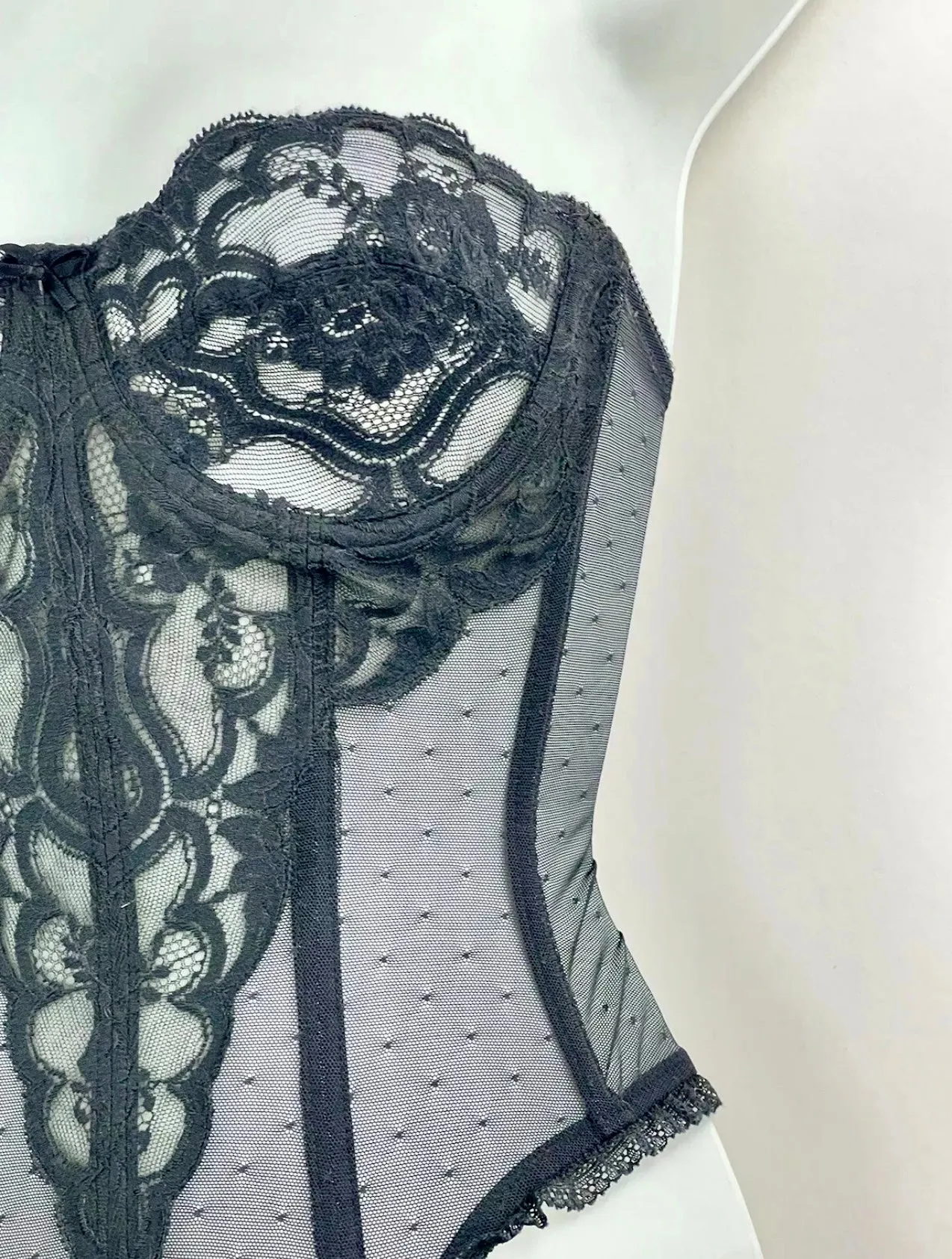 Vanity Fair Black Corset - 80s - 80C