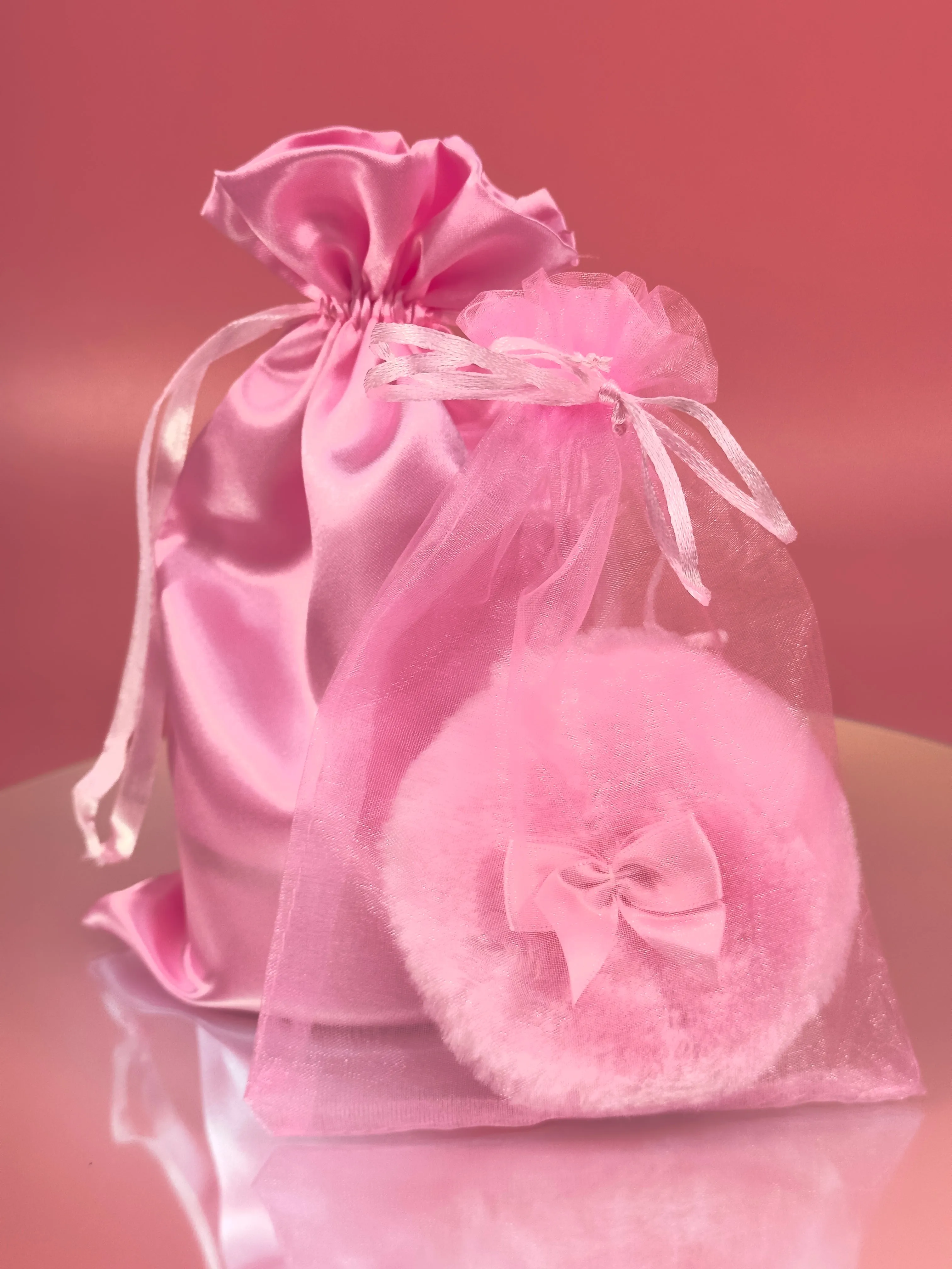VILLA ROSA | Vintage Style Perfumed Body Powder   Pink Puff Applicator - 8 oz