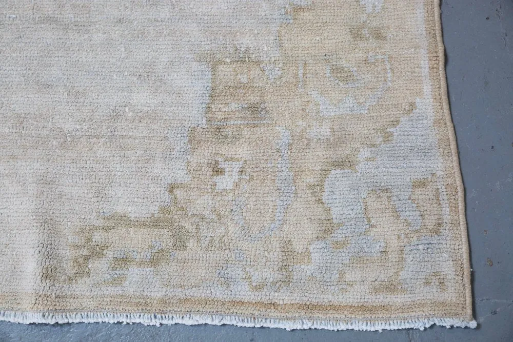 Vintage Oushak style Kars Rug 6ftx7.10ft