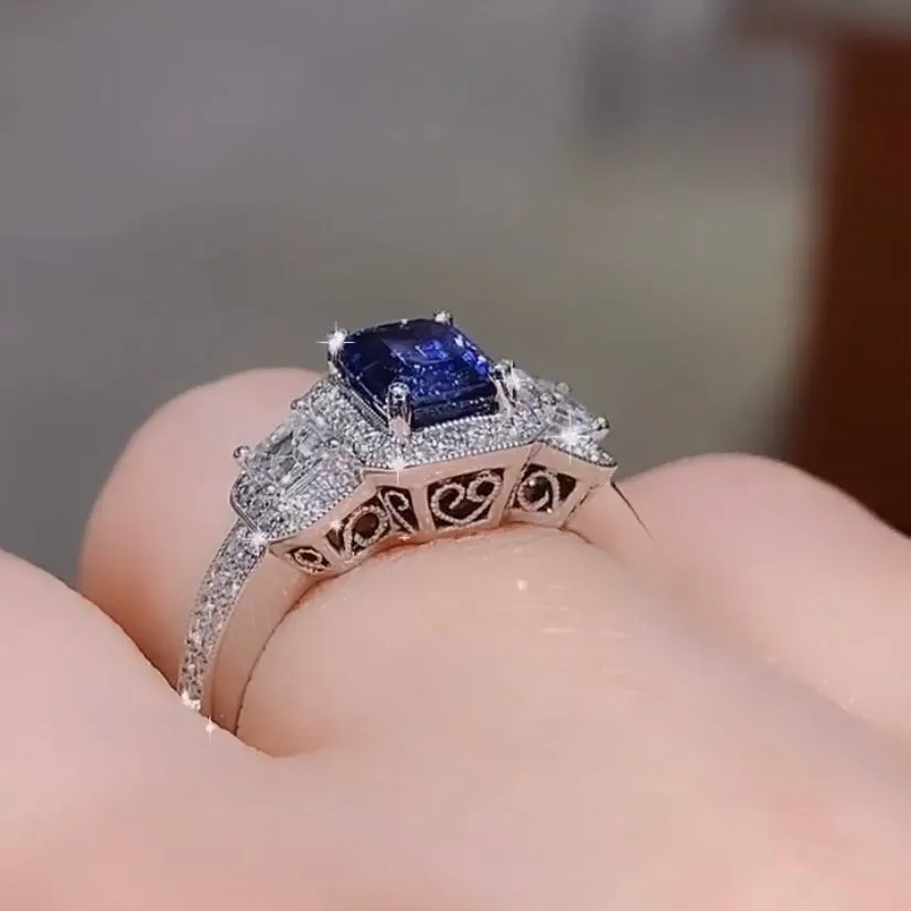 Vintage Style Diamond & Sapphire Ring