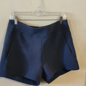 Women's Lululemon In Form Shorts Size 12