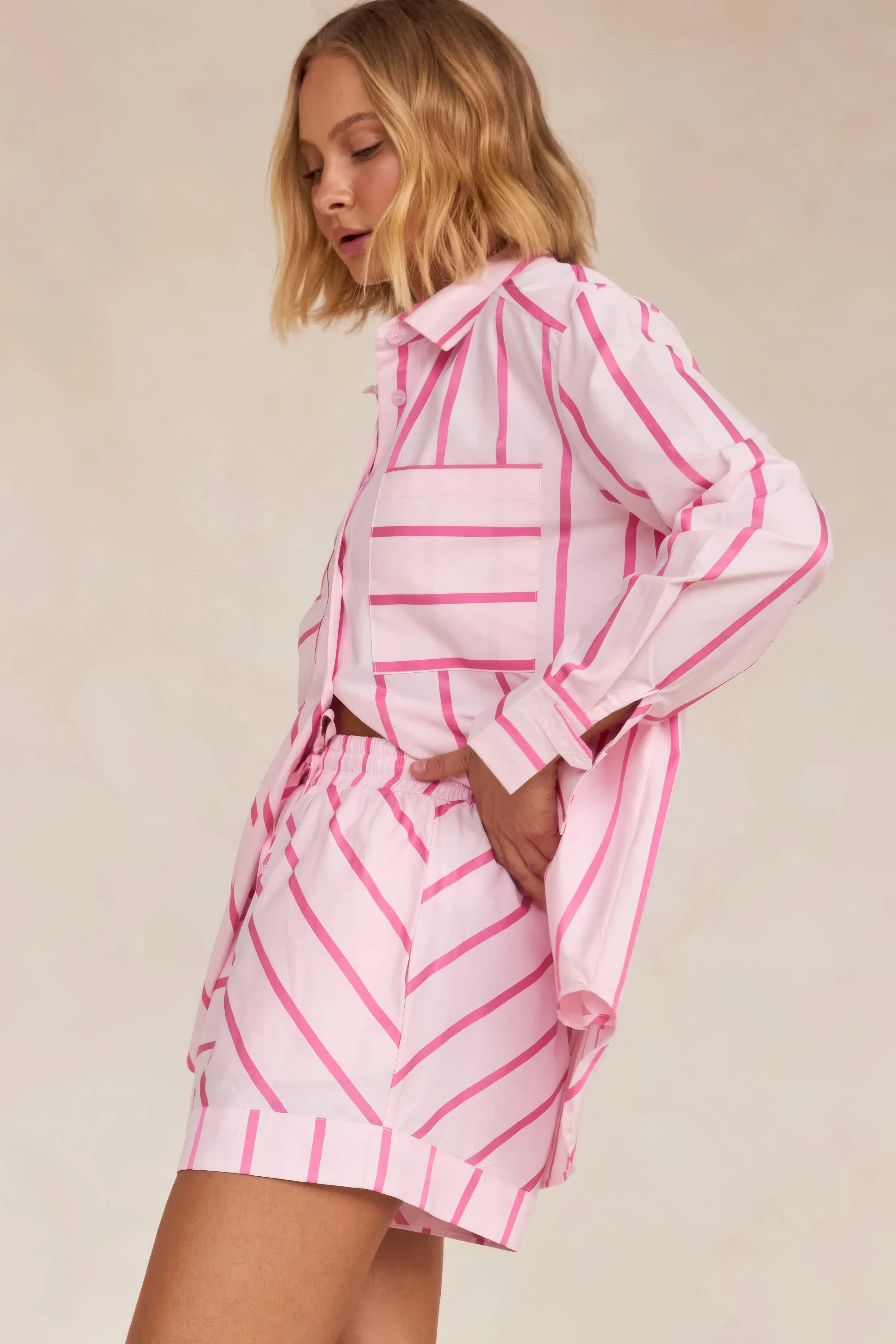 Zenny – Breezy Summer Women’s Short Set