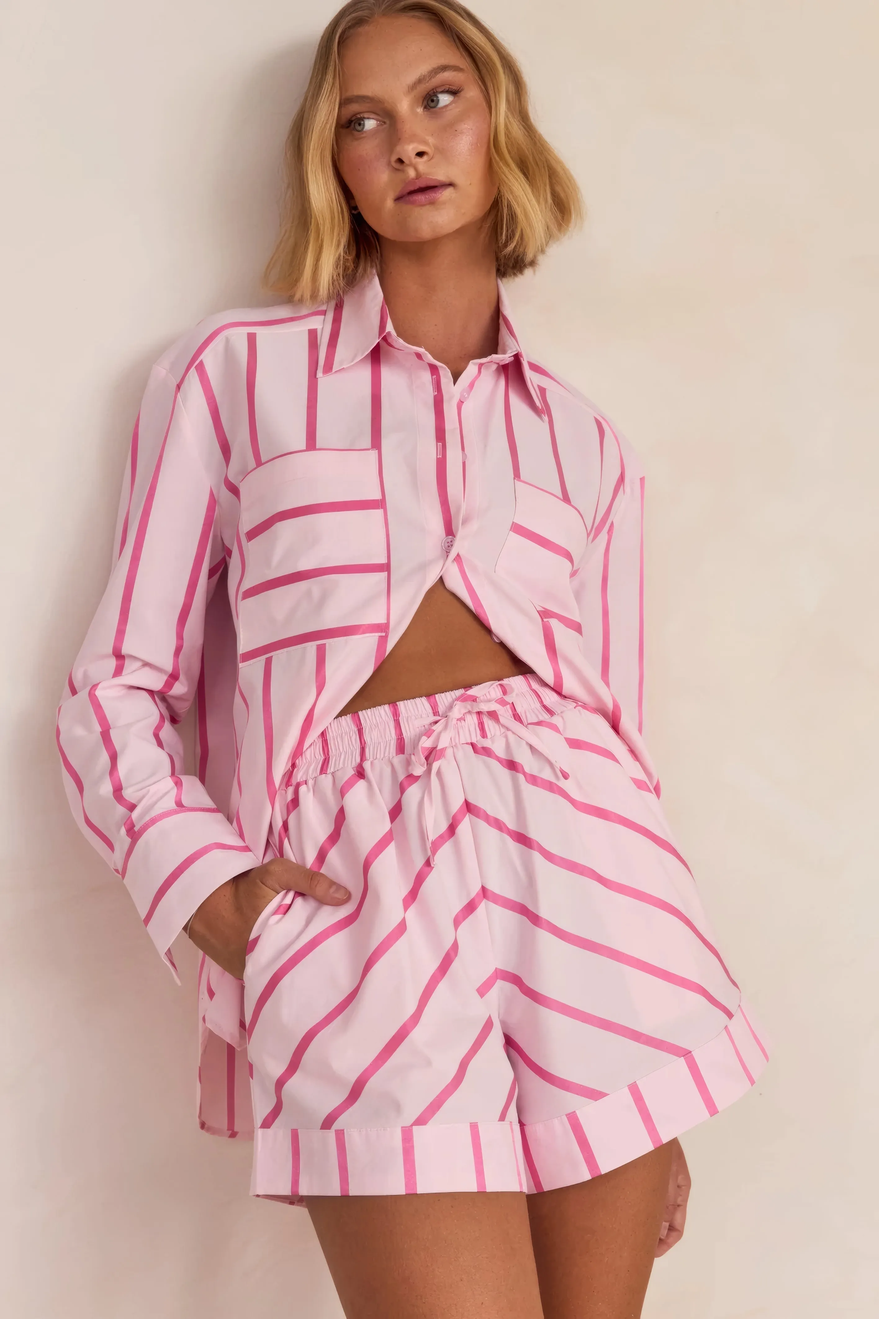 Zenny – Breezy Summer Women’s Short Set